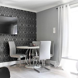 2 Bedroom apartment at SECC Hydro